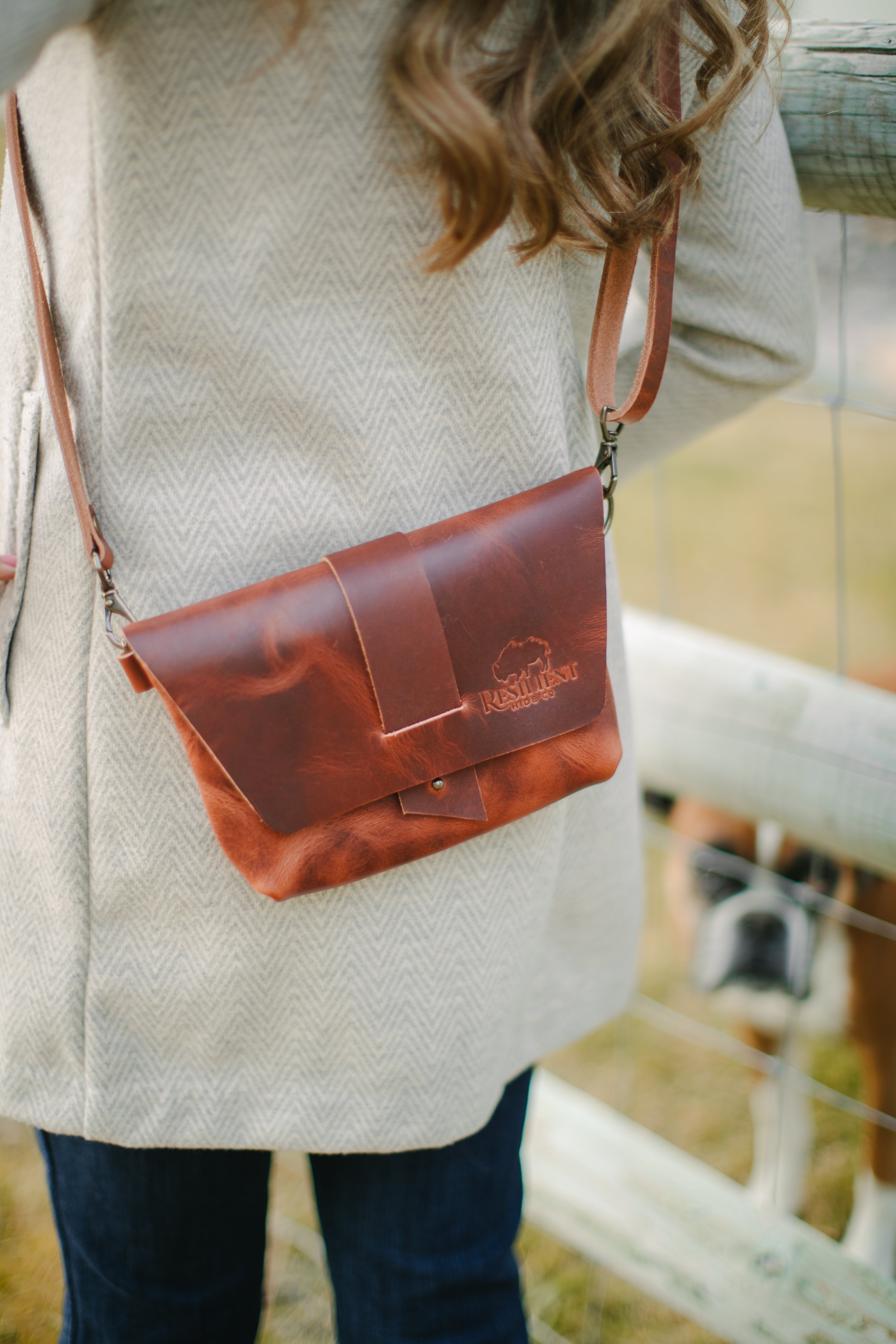 Pronghorn Crossbody