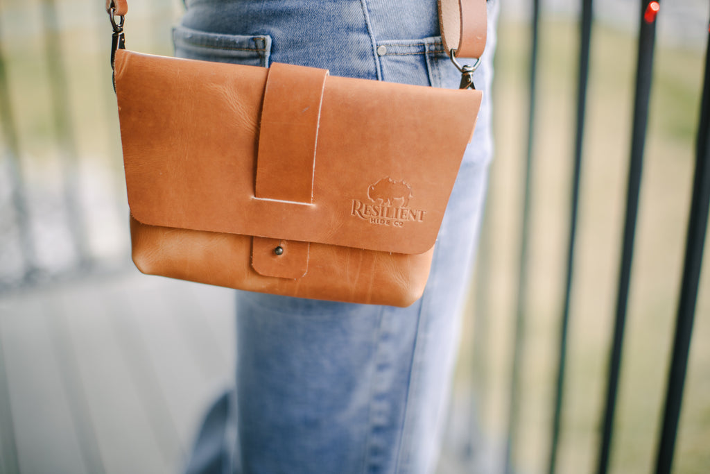 Pronghorn Crossbody